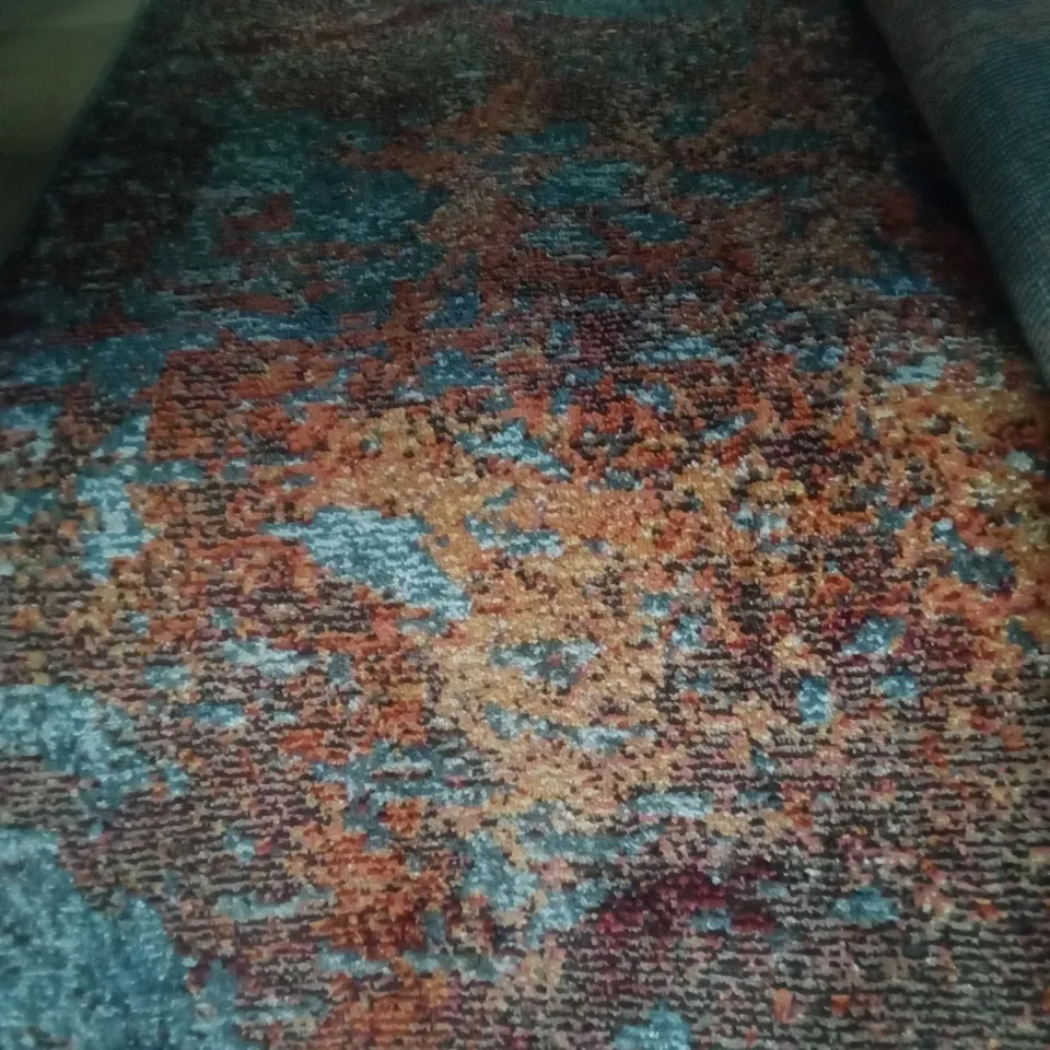 BAYPORT BLUE/ORANGE/RED AREA RUG 160X220CM