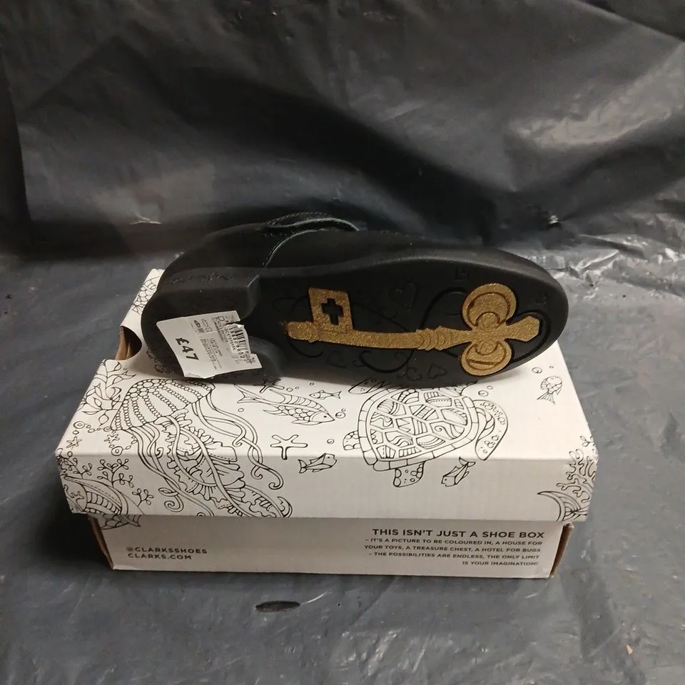 CLARKS BLACK MARY JANE SHOES FOR GIRLS – VELCRO STRAP (UK KIDS SIZE) 10F