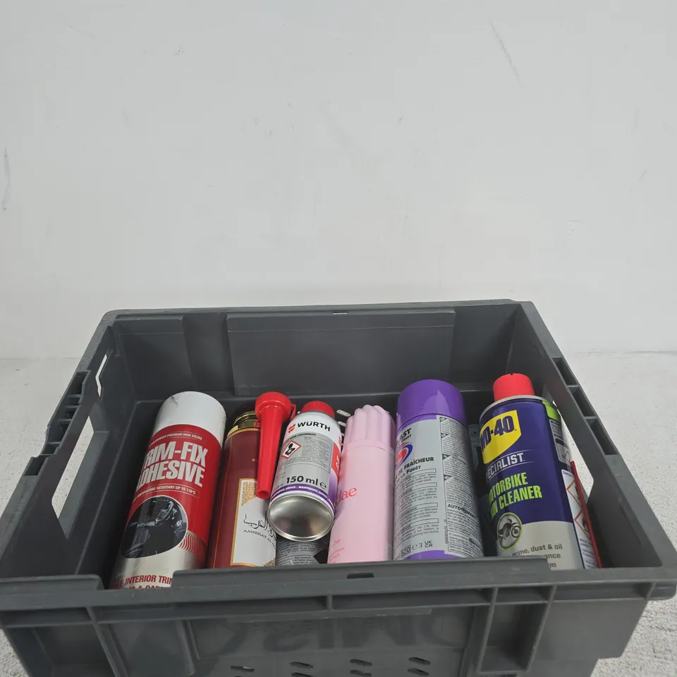 APPROXIMATELY 10 ASSORTED ITEMS INCLUDING SUNDAE WHIPPED SHOWER FOAM, INVISIBLE WINDOWS FOAMING GLASS CLEANER AND BLAST AIR FRESHENER