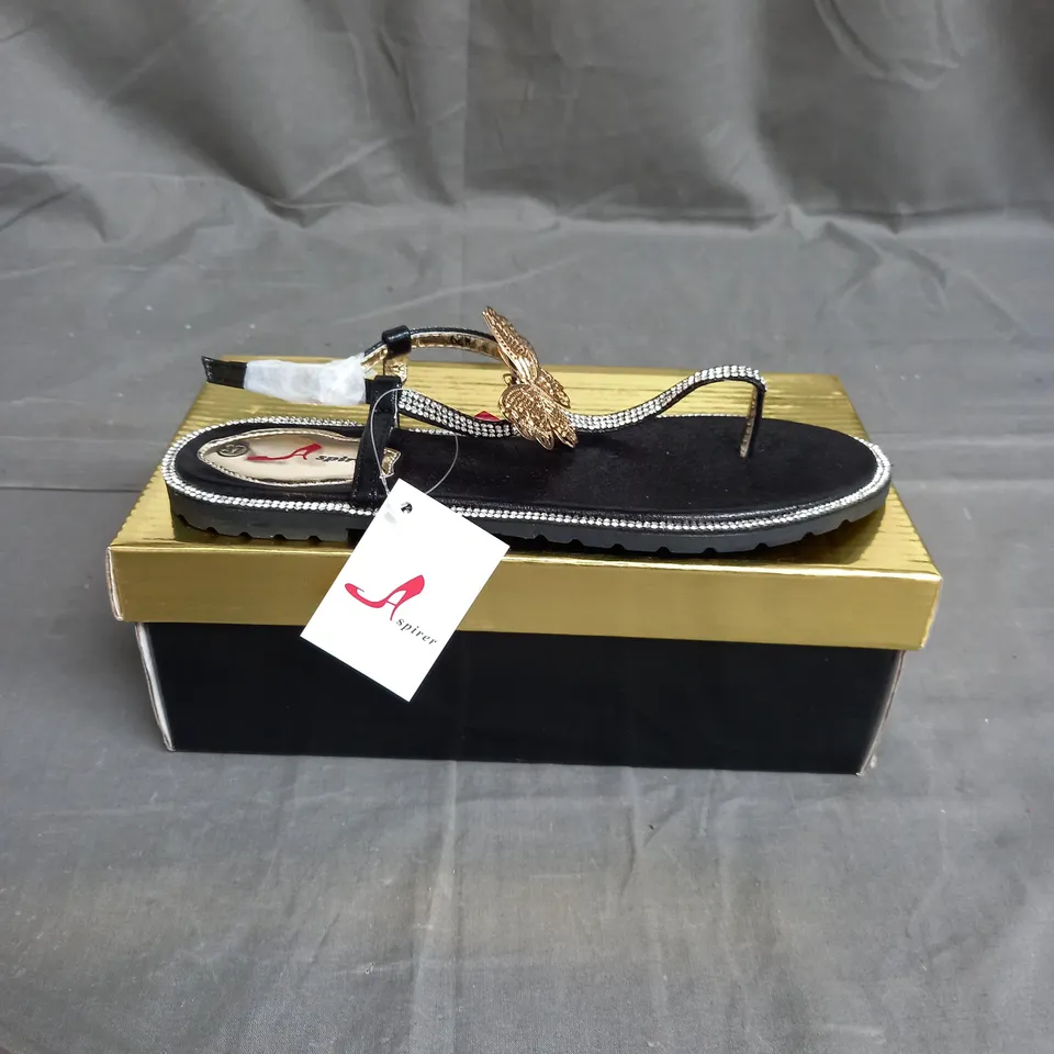 BOX OF 15 PAIRS OF ASPIRER SANDALS IN BLACK - VARIOUS SIZES