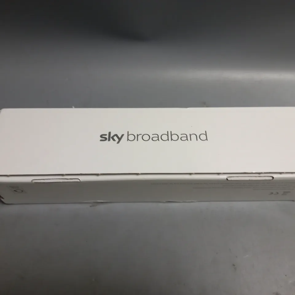 BOXED SKY BROADBAND POWER CABLE