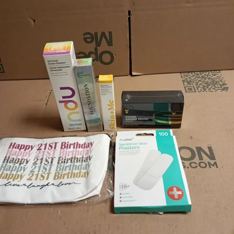 APPROXIMATEY 20 ASSORTED HEALTH AND BEAUTY PRODUCTS TO INCLUDE - INDU UNIVERSAL CREAM CLEANSER - VIKING SAVAGE BEARD BRUSH AND SENSITIVE SKIN PLASTERS