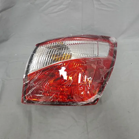 TAIL LIGHT ASSEMBLY - RED/CLEAR LENS- MODEL UNSPECIFIED