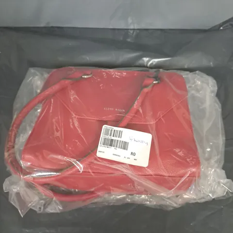 LLOYD BAKER LEYLA MULTI COMPARTMENT LEATHER SHOULDER BAG