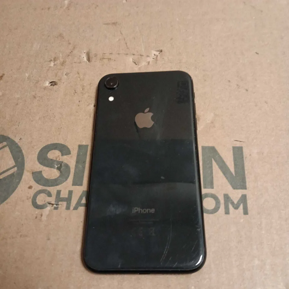 APPLE IPHONE XR 64GB – BOXED WITH EARPODS + USED BLACK IPHONE