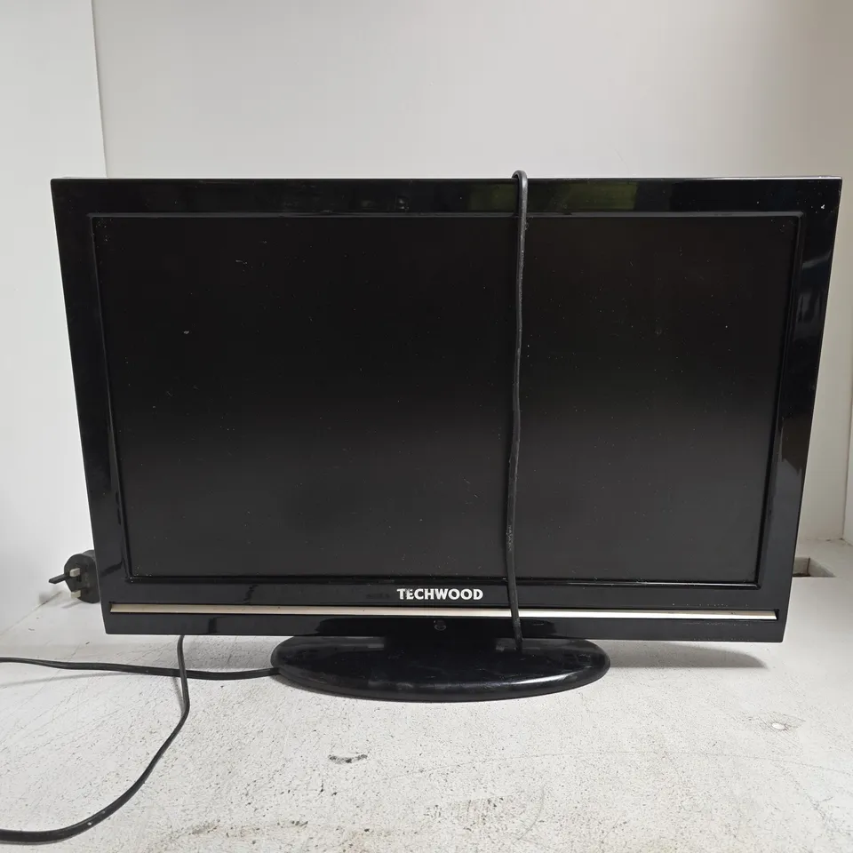 TECHWOOD HD DVD DIGITAL TELEVISION – MODEL 22884