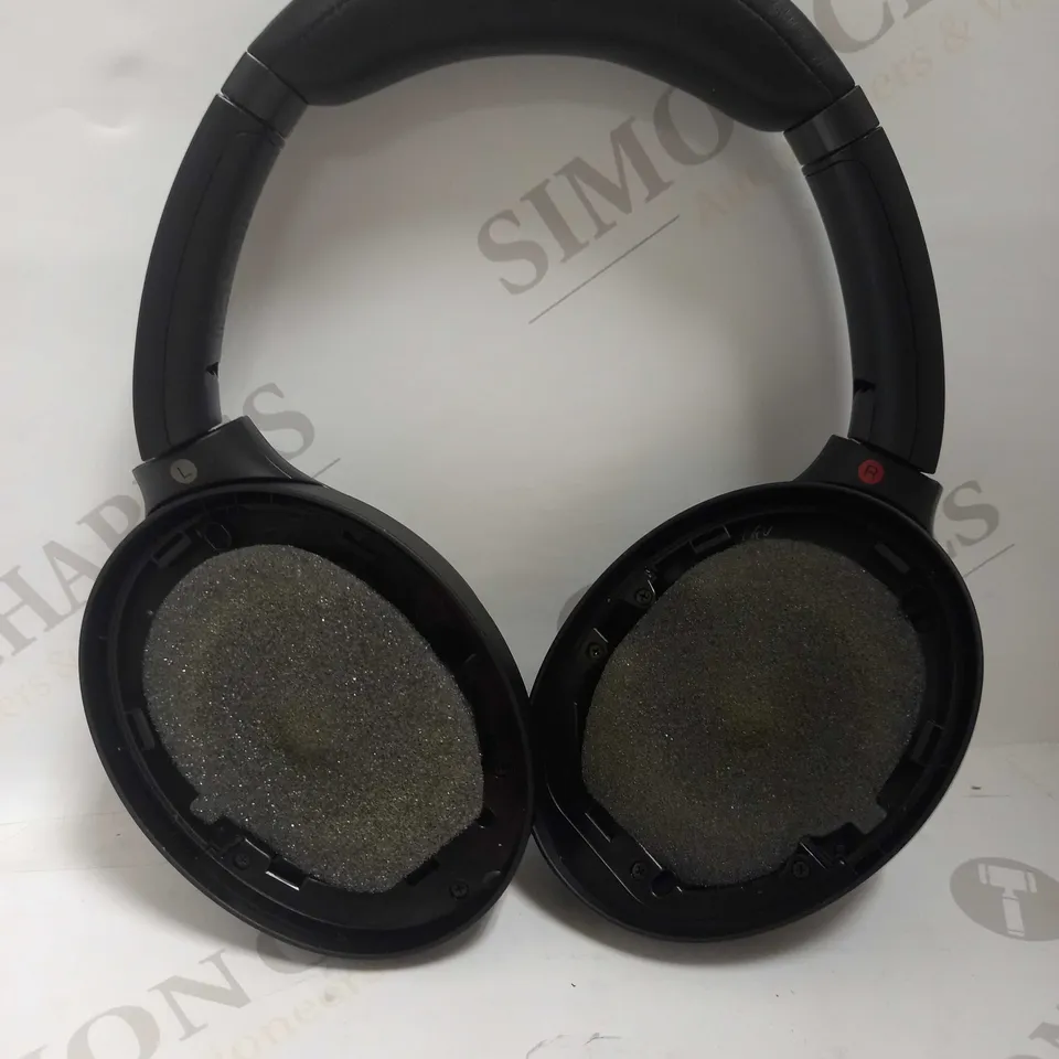 SONY WH-1000XM3 WIRELESS HEADPHONES 