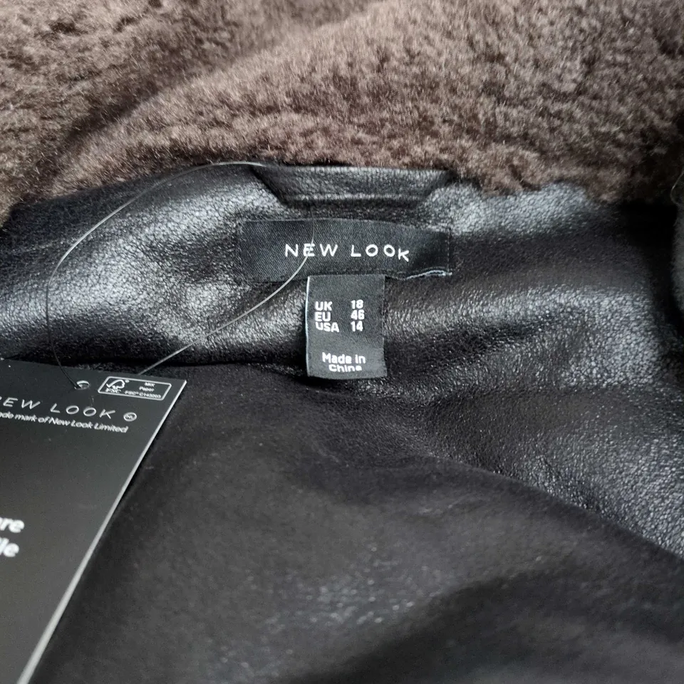 NEW LOOK WOMEN'S COAT – BROWN SHEARLING-STYLE COAT (UK 18) 