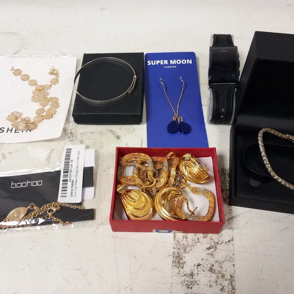 LARGE QUANTITY OF ASSORTED JEWELLERY TO INCLUDE; SHEIN, SUPER MOON, BOOHOO AND DESIGN B LONDON