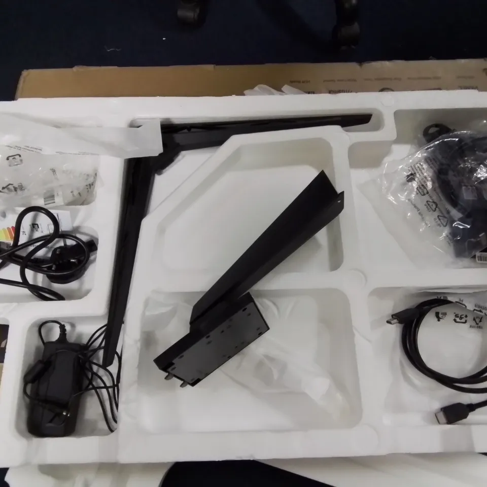 MSI 31.5" G321Q SPORTS GAMING MONITOR