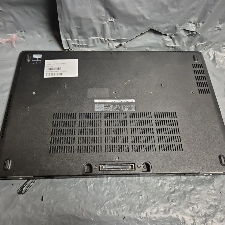 DELL LATITUDE E5570 LAPTOP