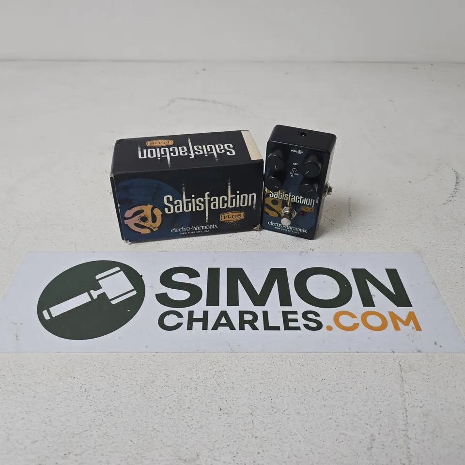 BOXED ELECTRO-HARMONIX SATISFACTION PLUS FUZZ PEDAL