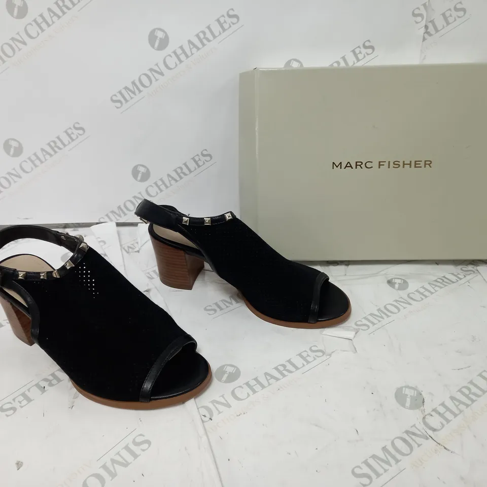 MARC FISHER SIZE 6 BLACK MULTI SUEDE BOXED SANDAL 