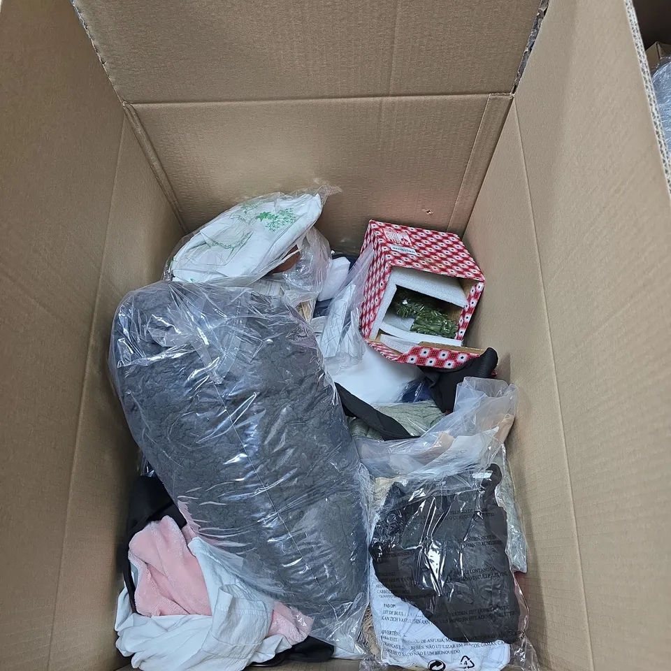 BOX OF APPROXIMATELY 15 ASSORTED ITEMS INCLUDING NOKIA 105 MOBILE PHONE , WILD FLOWER SEEDS AND DRAGON ORNAMENT 