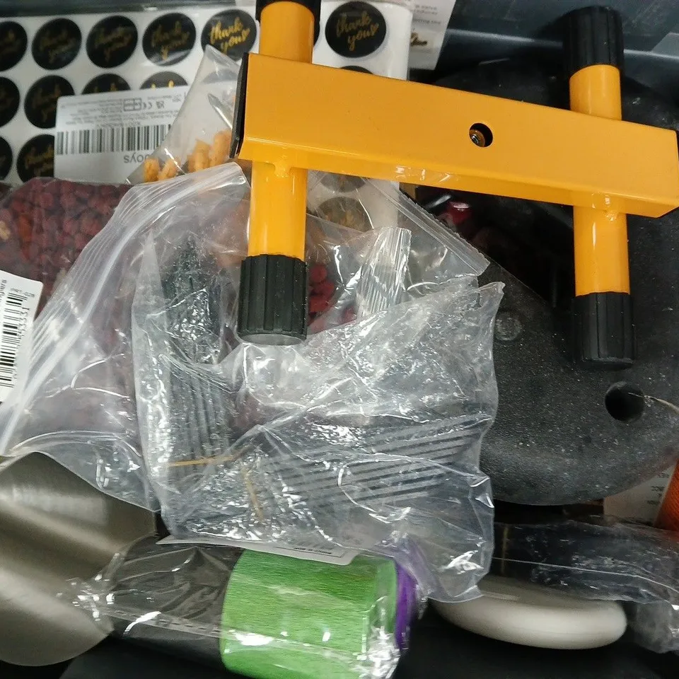 APPROXIMATELY 10 ASSORTED HOUSEHOLD ITEMS TO INCLUDE HI OIL MARINE PELLETS, RADIATOR VALVE, ETC