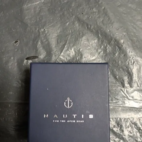 NAUTIS DIVE-STYLE WRISTWATCH WITH LEATHER STRAP – BOXED