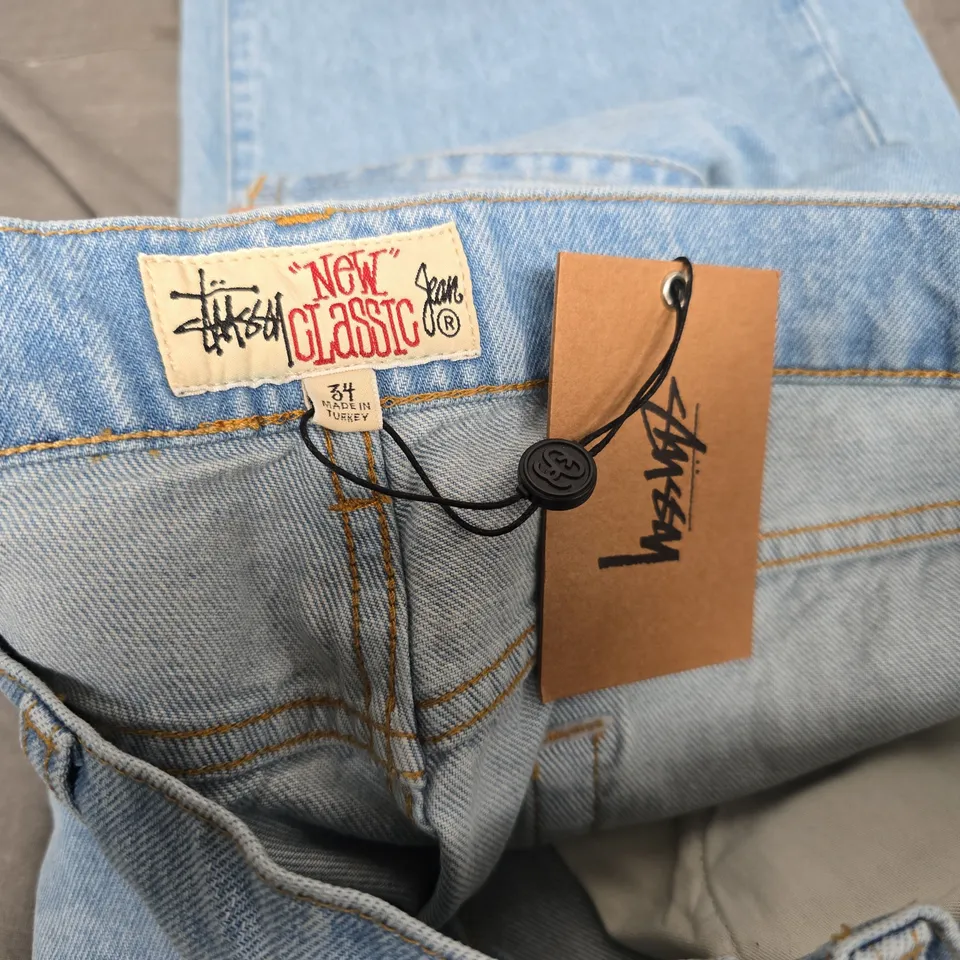 STUSSY NEW CLASSIC JEANS DENIM – LIGHT WASH, SIZE 34