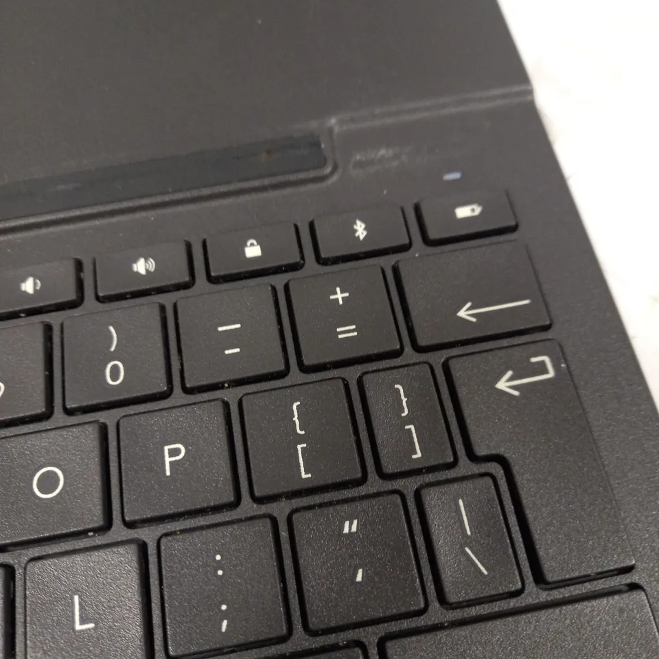 LOGITECH SLIM FOLIO IPAD CASE FOR IPAD 7/8/9TH GEN