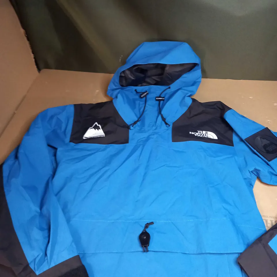THE NORTH FACE WATERPROOF JACKET SIZE S