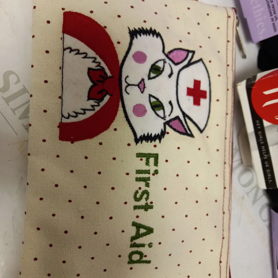 LOT OF APPROX 4 TO INCLUDE REUSABLE PERIOD PANTS , TAMPONS , FIRST AID BAG