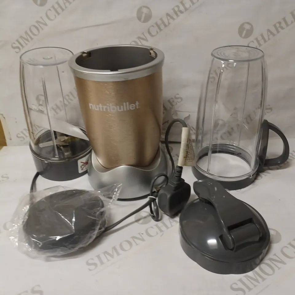 NUTRIBULLET 900W BLENDER CHAMPAGNE MULTI-FUNCTION SMOOTHIE MAKER