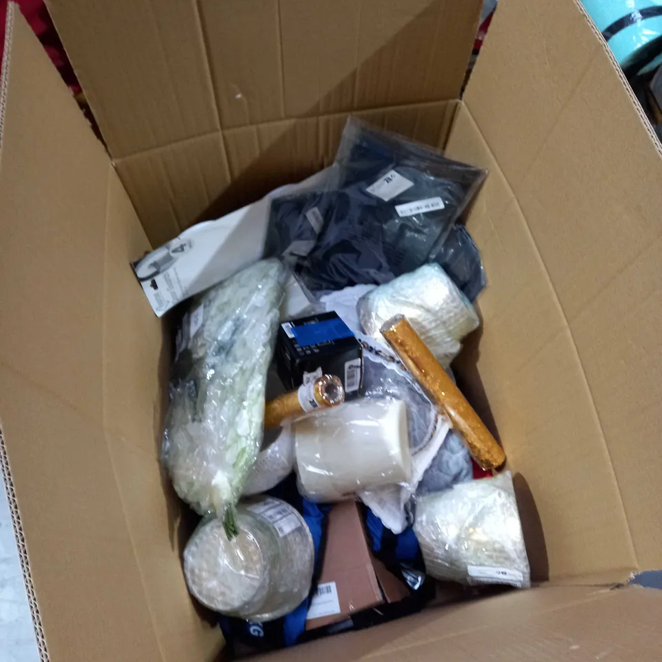 BOX OF ASSORTED ITEMS TO INCLUDE: MAGICS PYJAMA PANTS, PACK OF 8 ROLLS OF PAINTBOX YARNS, SEAT CUSHION ETC