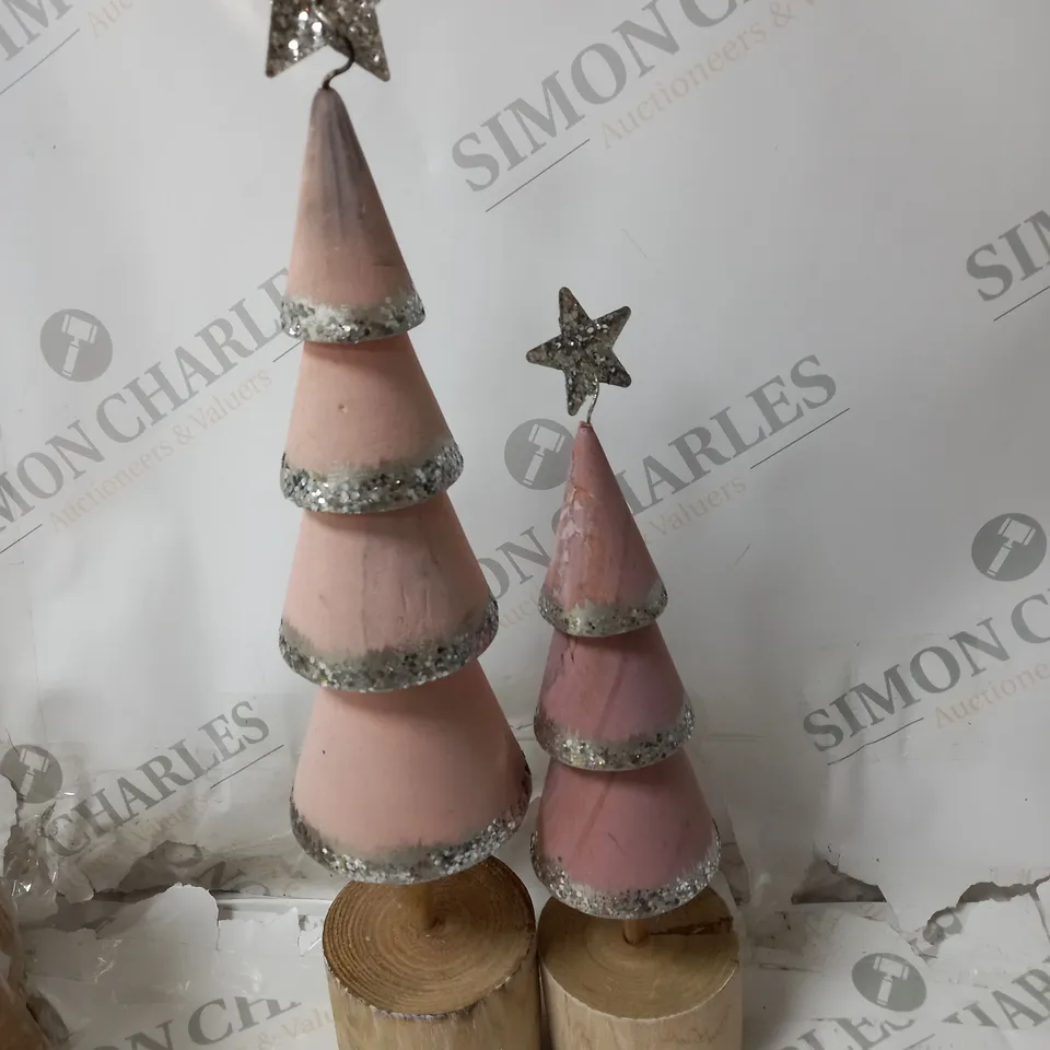 SET OF 2 WOOD CONIAL TREES RRP £19.99