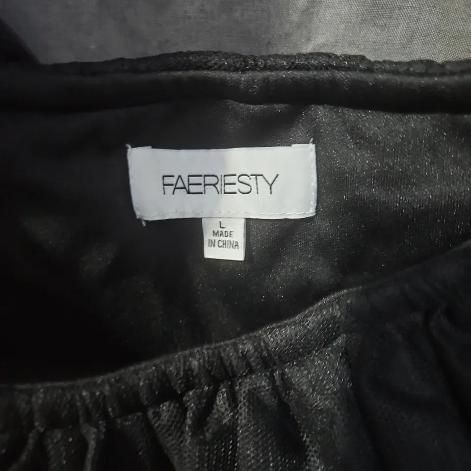 FAERESTY BLACK EVENING DRESS WITH TULLE RUFFLE – UK SIZE L