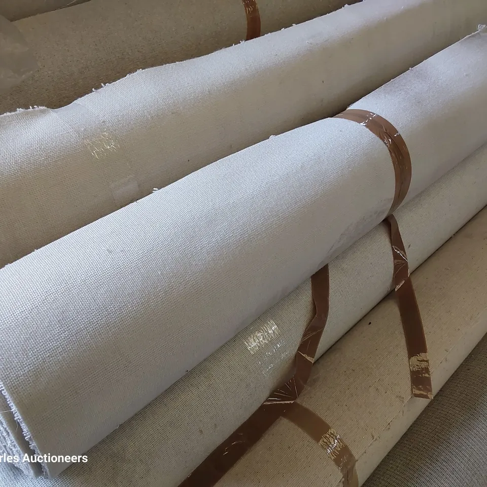 ROLL OF QUALITY DIMENSIONS 50 23 CARPET RUNNER APPROXIMATELY 1.45 × 5M