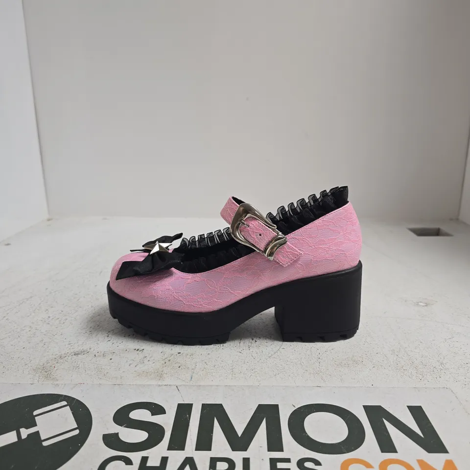 KOI X GRAZINI BEAN PINK TEXTURED MARY JANE PLATFORM SHOES (WOMEN'S) SIZE 6