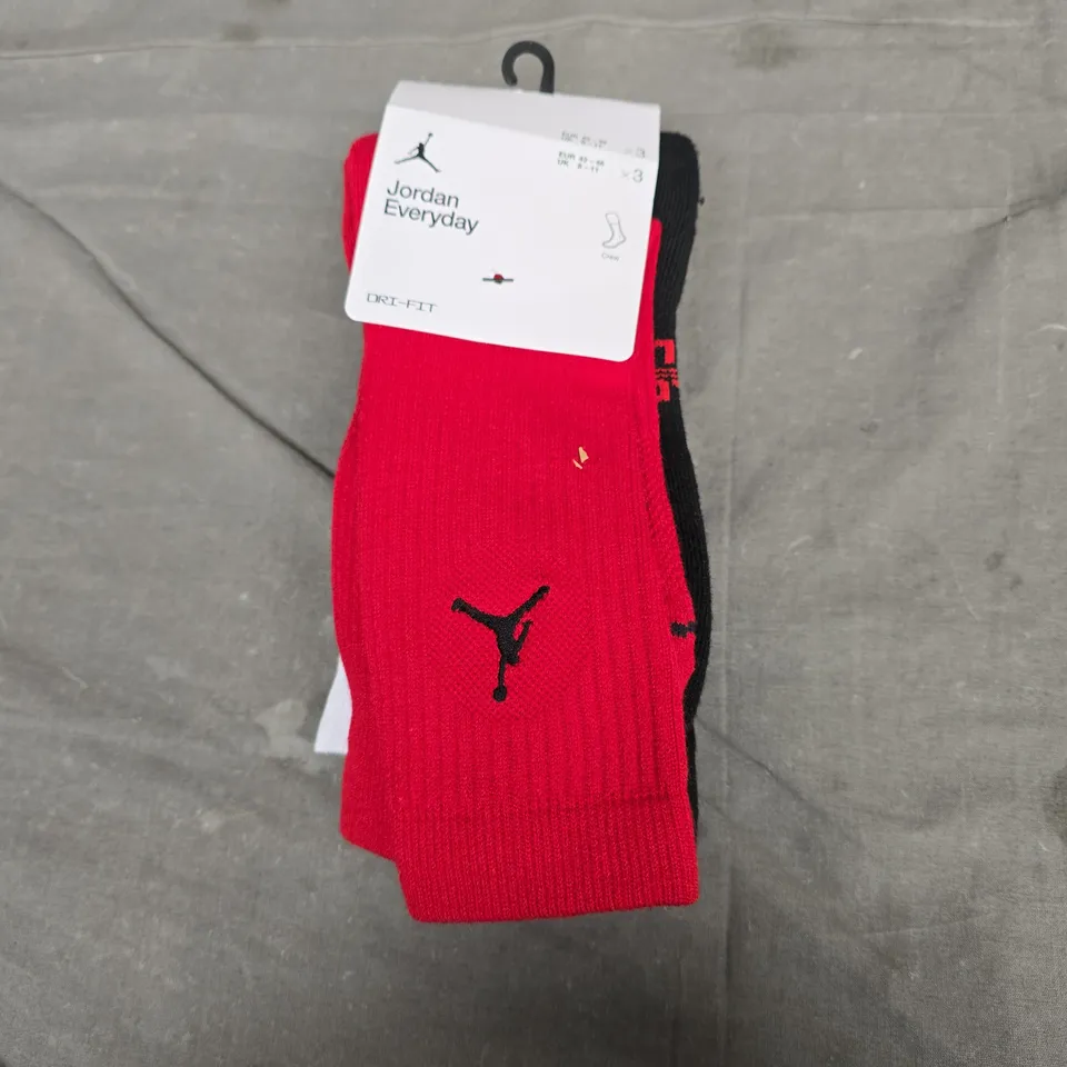 JORDAN EVERYDAY CREW SOCKS - X3 - SIZE 8/11