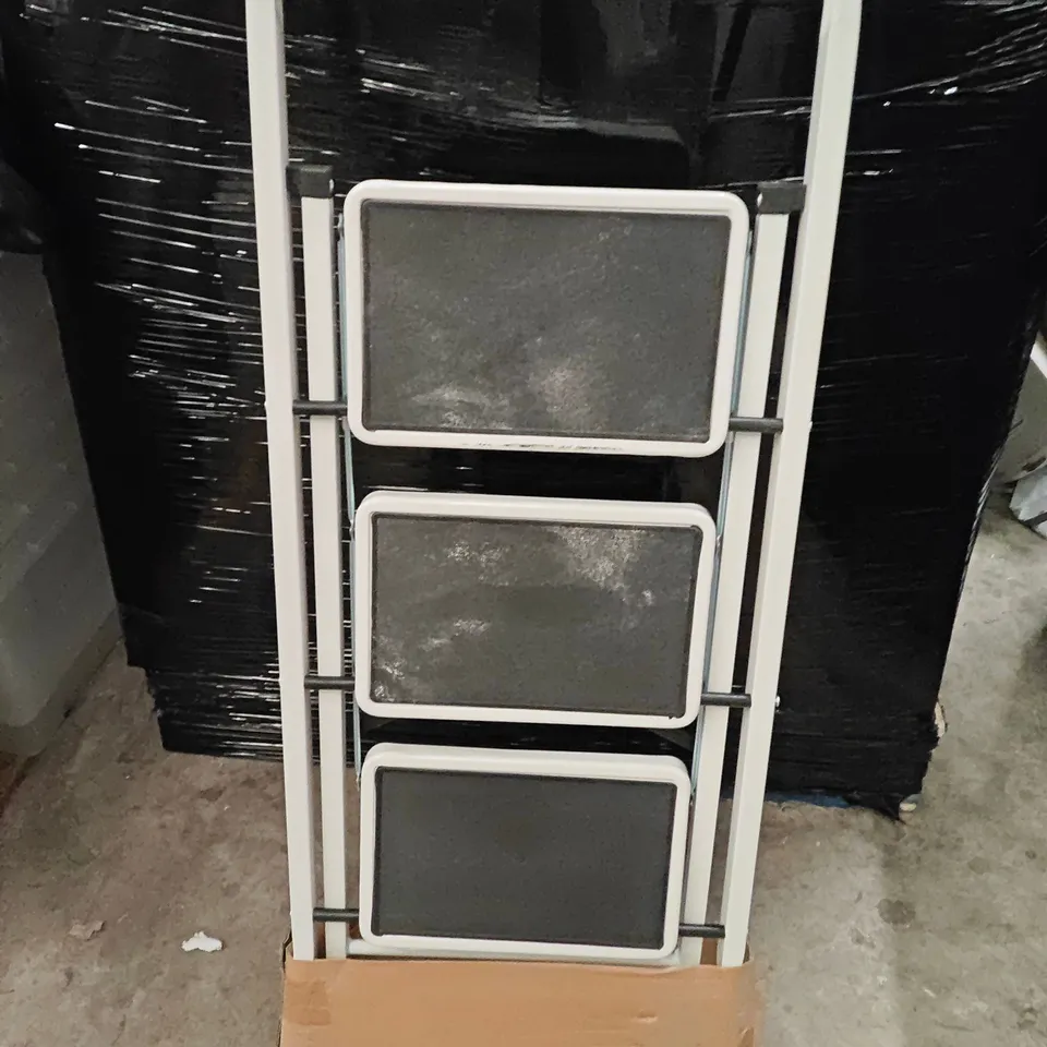 WHITE 3-STEP FOLDING STEP LADDER