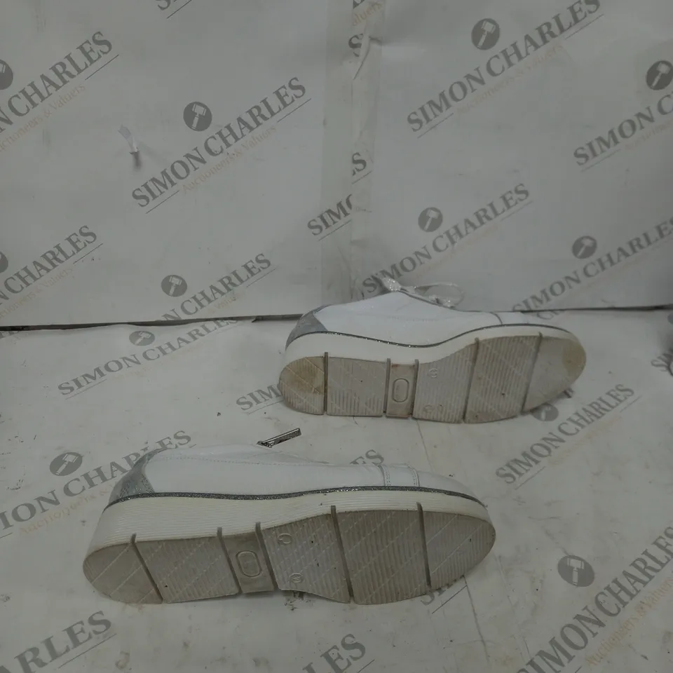 MODA IN PELLE GENE WHITE LEATHE TRAINERS WEDGE - UK 6 - BOXED 