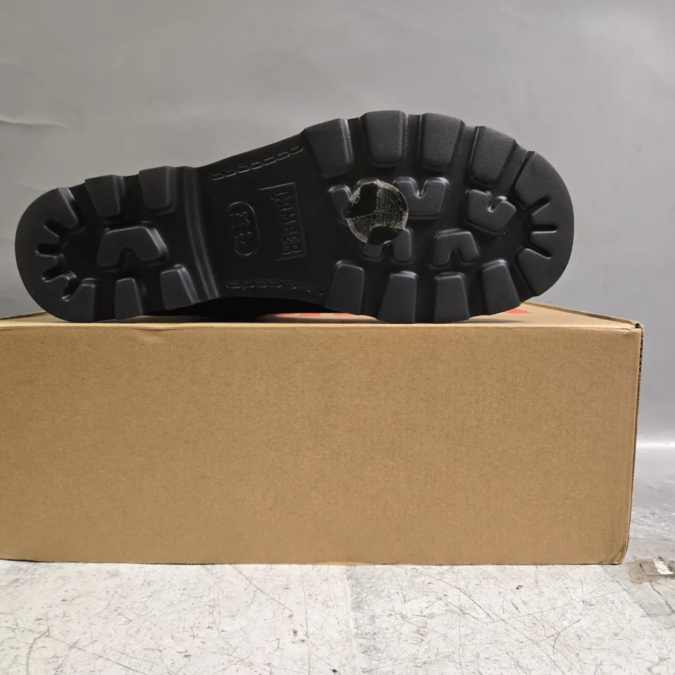BOXED PAIR OF CAMPER SHOES IN BLACK SIZE EU 39