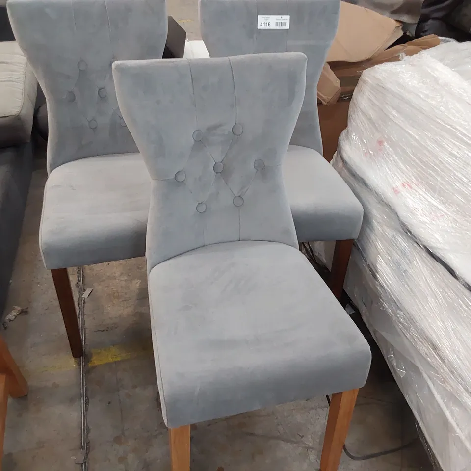 THREE DESIGNER UPHOLSTERED BUTTONED BACK DINING CHAIRS GREY PLUS FABRIC 