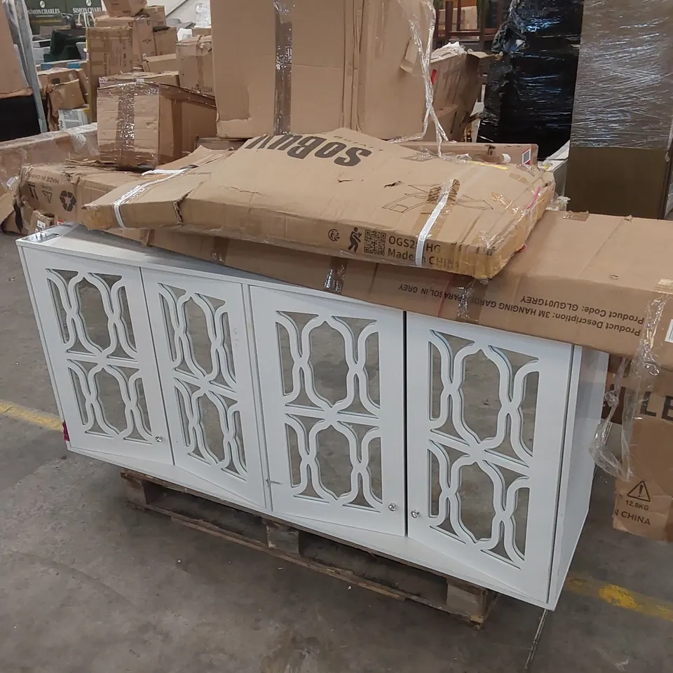 PALLET OF ASSORTED INCOMPLETE GARDEN AND PATIO FURNITURE PARTS 