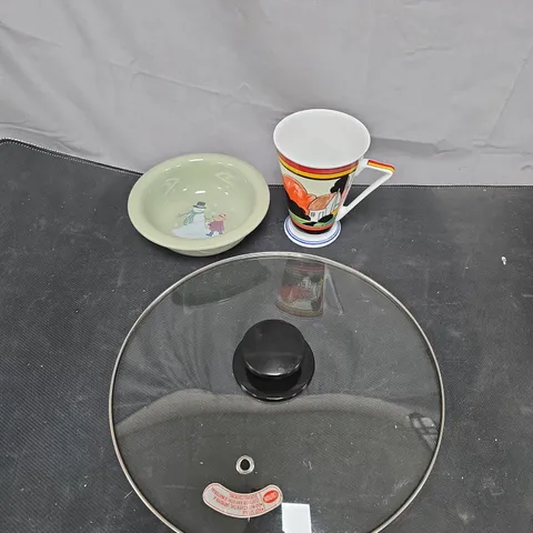 LOT OF APPROXIMATELY 20 ASSORTED POTTERY ITEMS TO INCLUDE MUG, PLATES AND PAN LIDS ETC