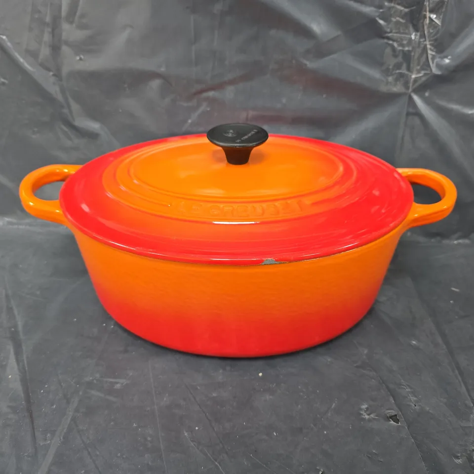 LE CREUSET SIGNATURE VOLCANIC CAST IRON OVAL CASSEROLE