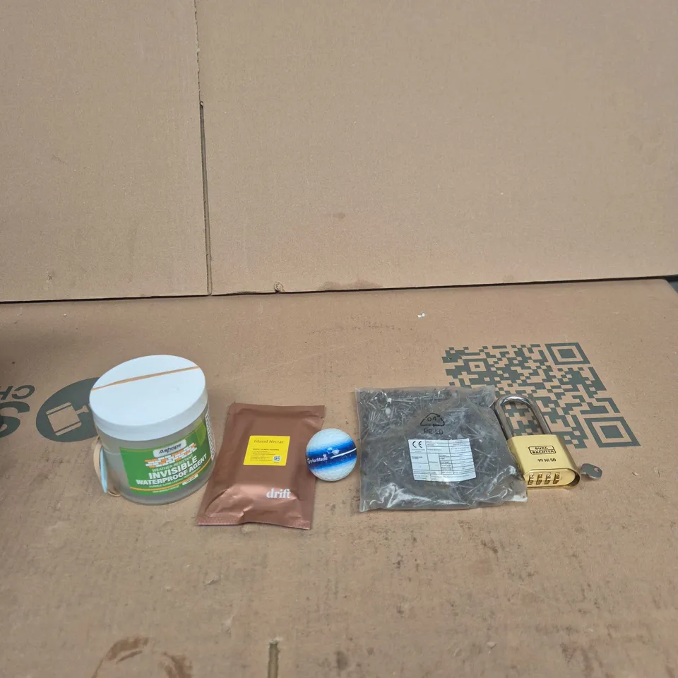 TOTE OF APPROXIMATELY 10 ASSORTED ITEMS INCLUDING DRIFT ISLAND NECTAR WOOD CAR FRESHER, ASHOPE INVISIBLE WATERPROOF AGENT AND A WIRELESS MOUSE