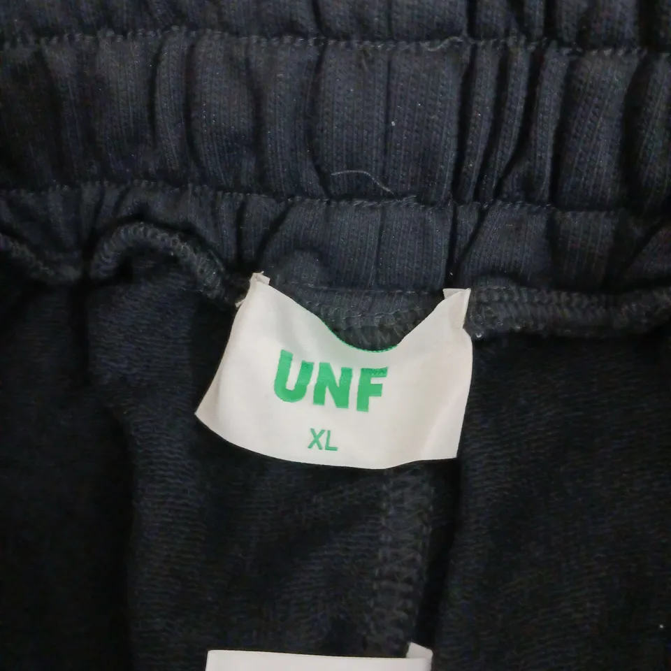 UNFOLLOWING VINDI BLACK JOGGER BOTTOMS SIZE XL