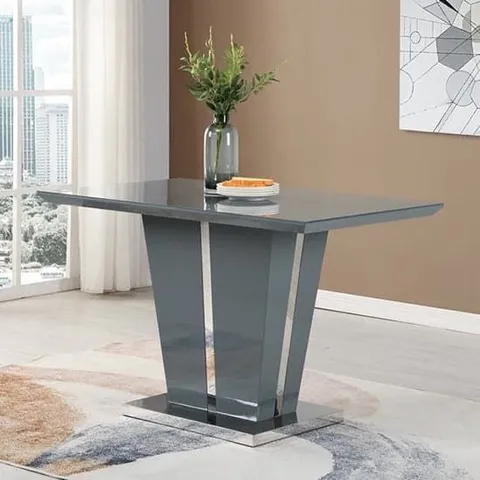 BOXED MEMPHIS SMALL GREY HIGH GLOSS DINING TABLE WITH GLASS TOP (2 BOXES)