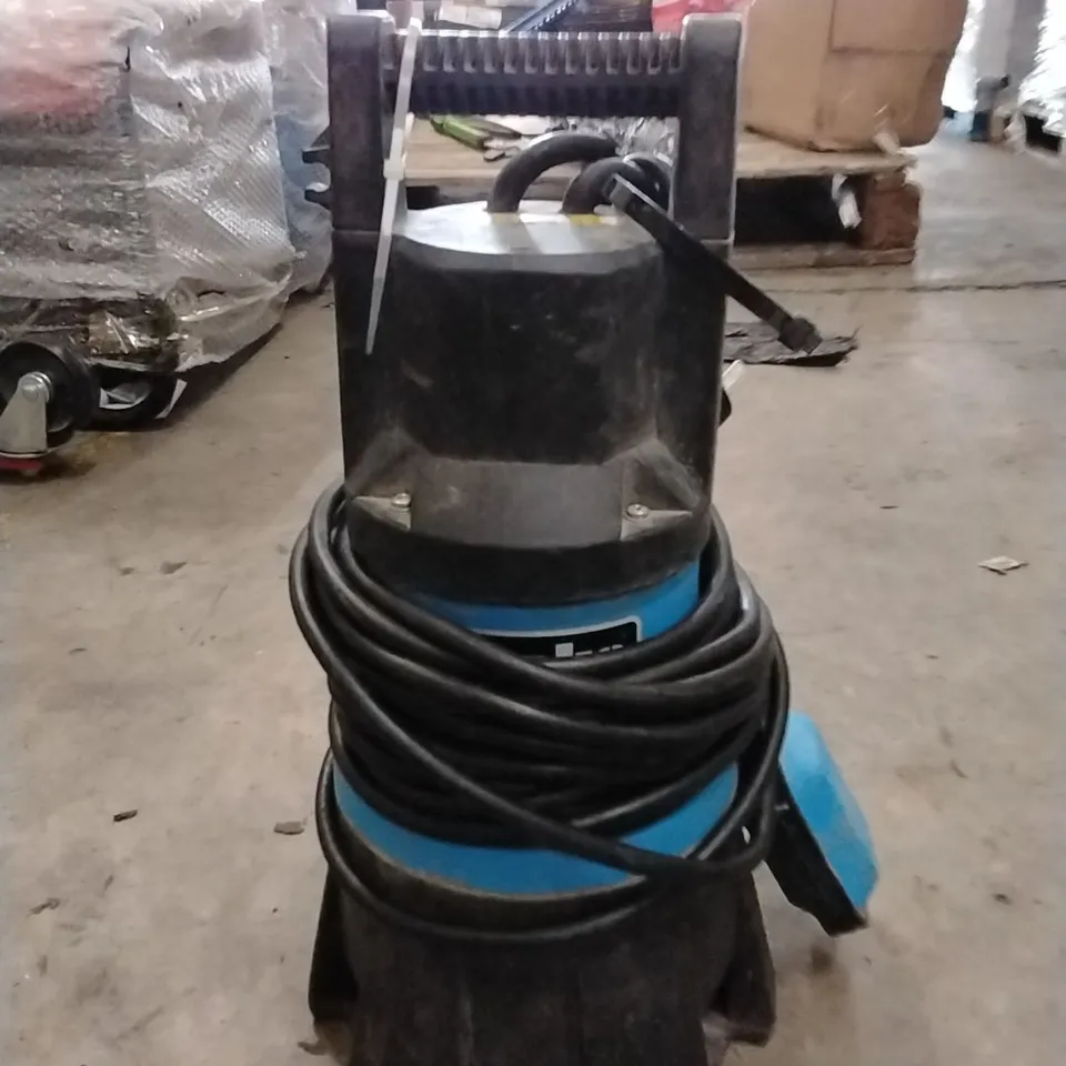 CLARKE CSV4A 2" 1300W 417LPM 11M HEAD SUBMERSIBLE PUMP WITH FLOAT SWITCH (230V)