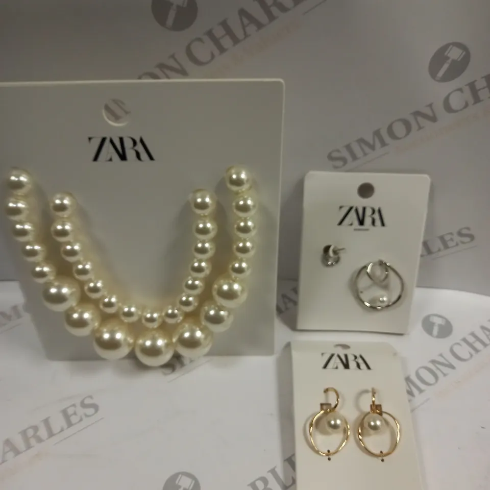 ZARA JEWELLERY COLLECTION TO INCLUDE NECKLACE, EARRINGS & EARCUFF 