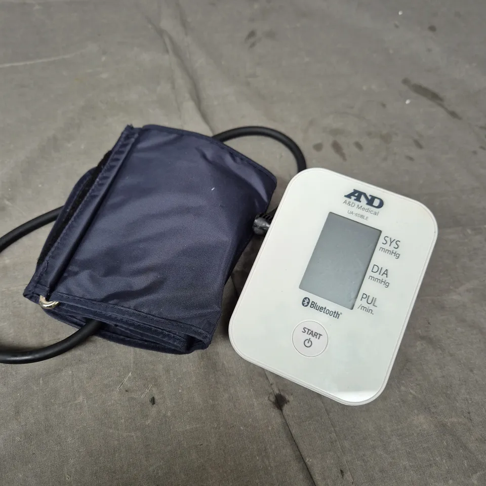 A&D MEDICAL UA-651BLE DIGITAL BLOOD PRESSURE MONITOR 