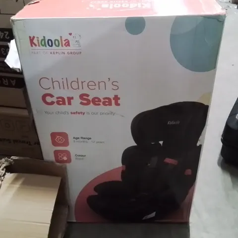 KIDOOLA CHILDREN'S CAR SEAT 