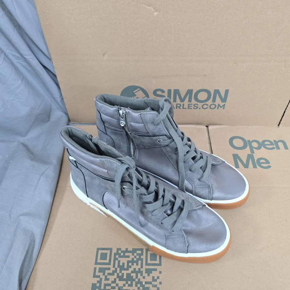 BLOWFISH MALIBU GREY HIGH-TOP SNEAKERS WITH SIDE ZIP UK 8