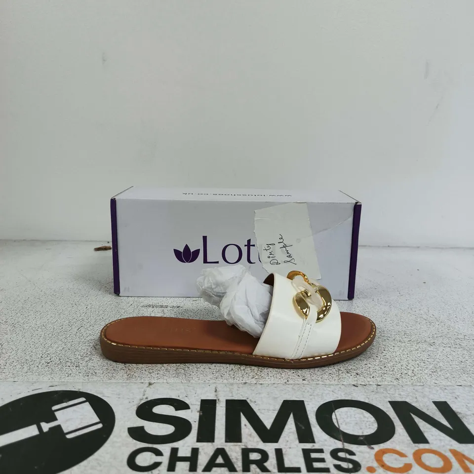 LOTUS VIDA ULP400 WHITE SANDALS – UK 7