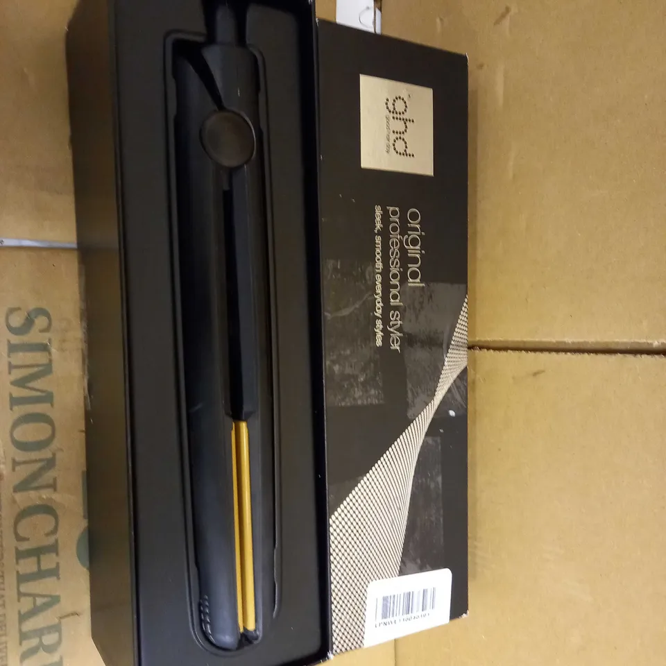 GHD HAIR STRAIGHTENERS