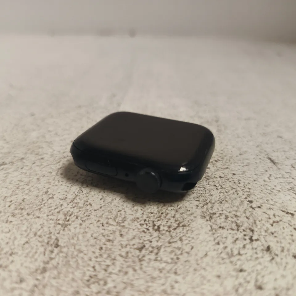 APPLE WATCH SE (A2723)