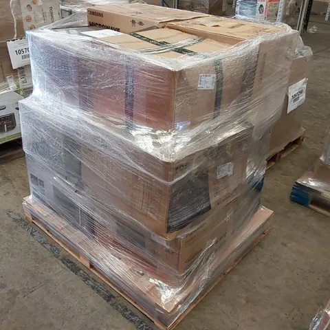 PALLET OF APPROXIMATELY 12 UNPROCESSED RAW RETURN HOUSEHOLD AND ELECTRICAL GOODS TO INCLUDE;